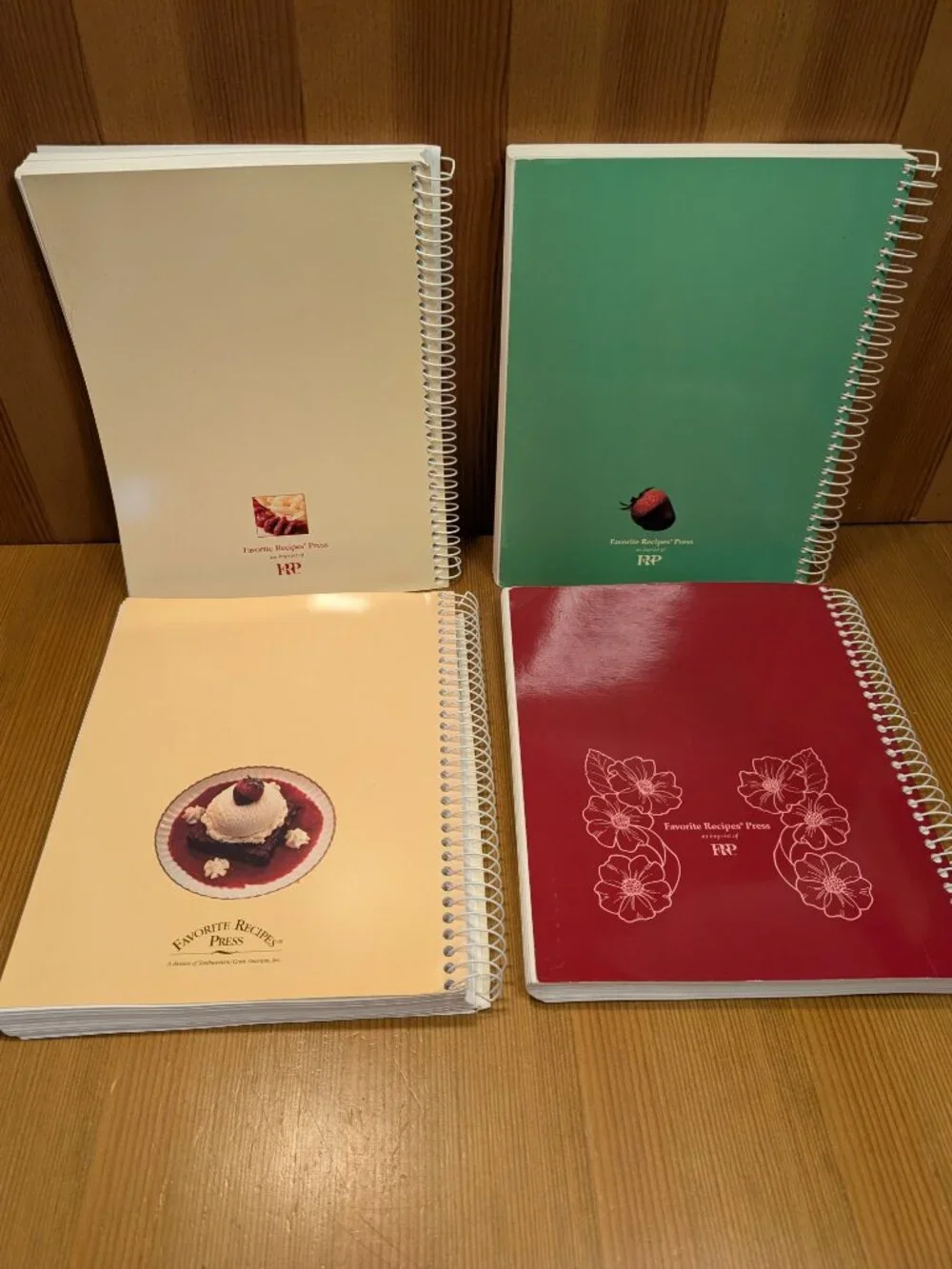 Lot of 4 BETA SIGMA PHI Cookbooks Spiral Bound 1996 1998 2001 2006 Entertaining